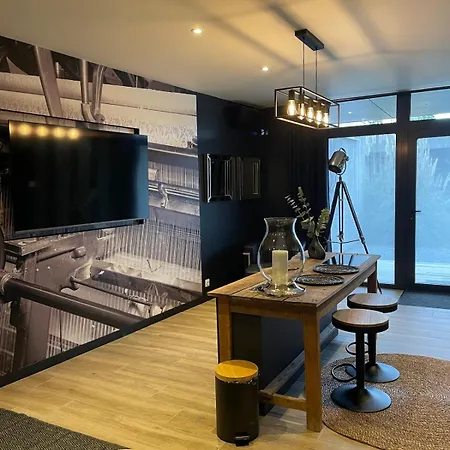 Loft & Dentelle *